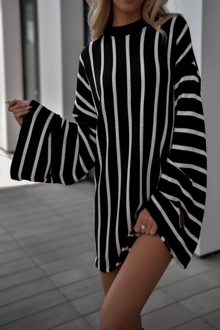 Sweterkowa tunika Lori O’LB z poszerzonym rękawem czarna